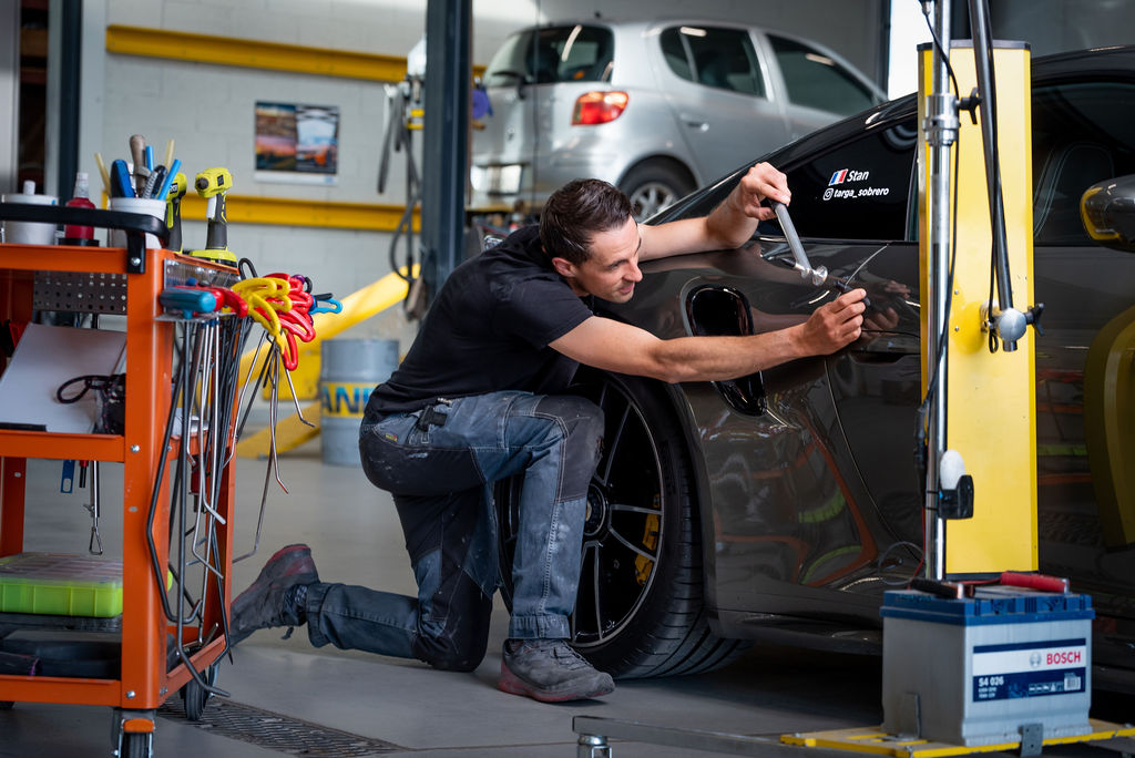 Carrosserie Dubuis Instagram